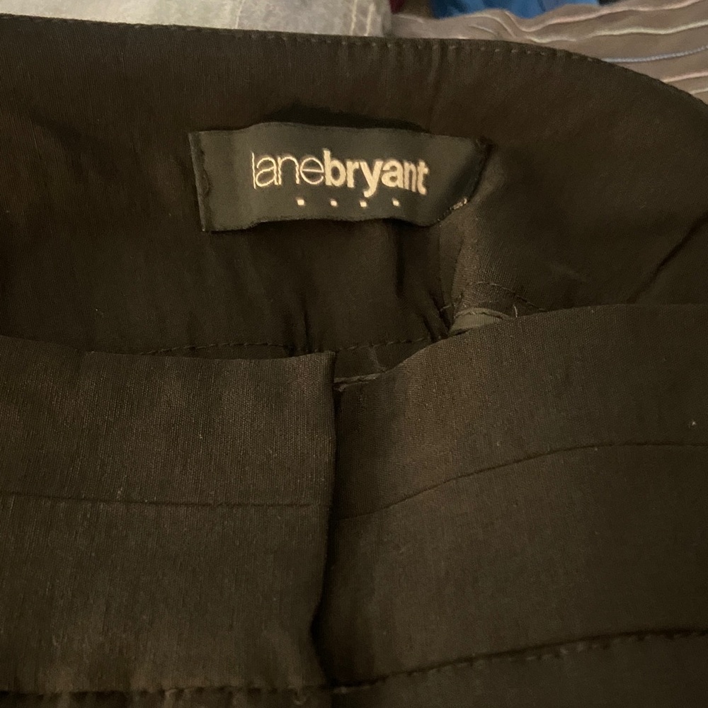 Lane Bryant Black Women's Capri pants NWT. Size 20